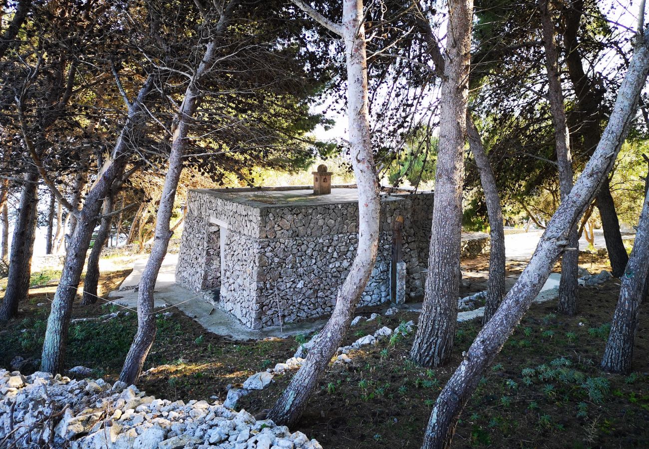 Trullo in Castro - Romantisches Trullo über dem Fjord mit Meerzugang (Haus G)