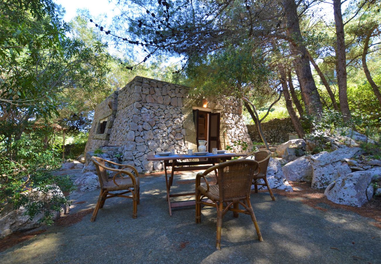 Trullo in Castro - Kleines Trullo mit Meerzugang (Haus E)