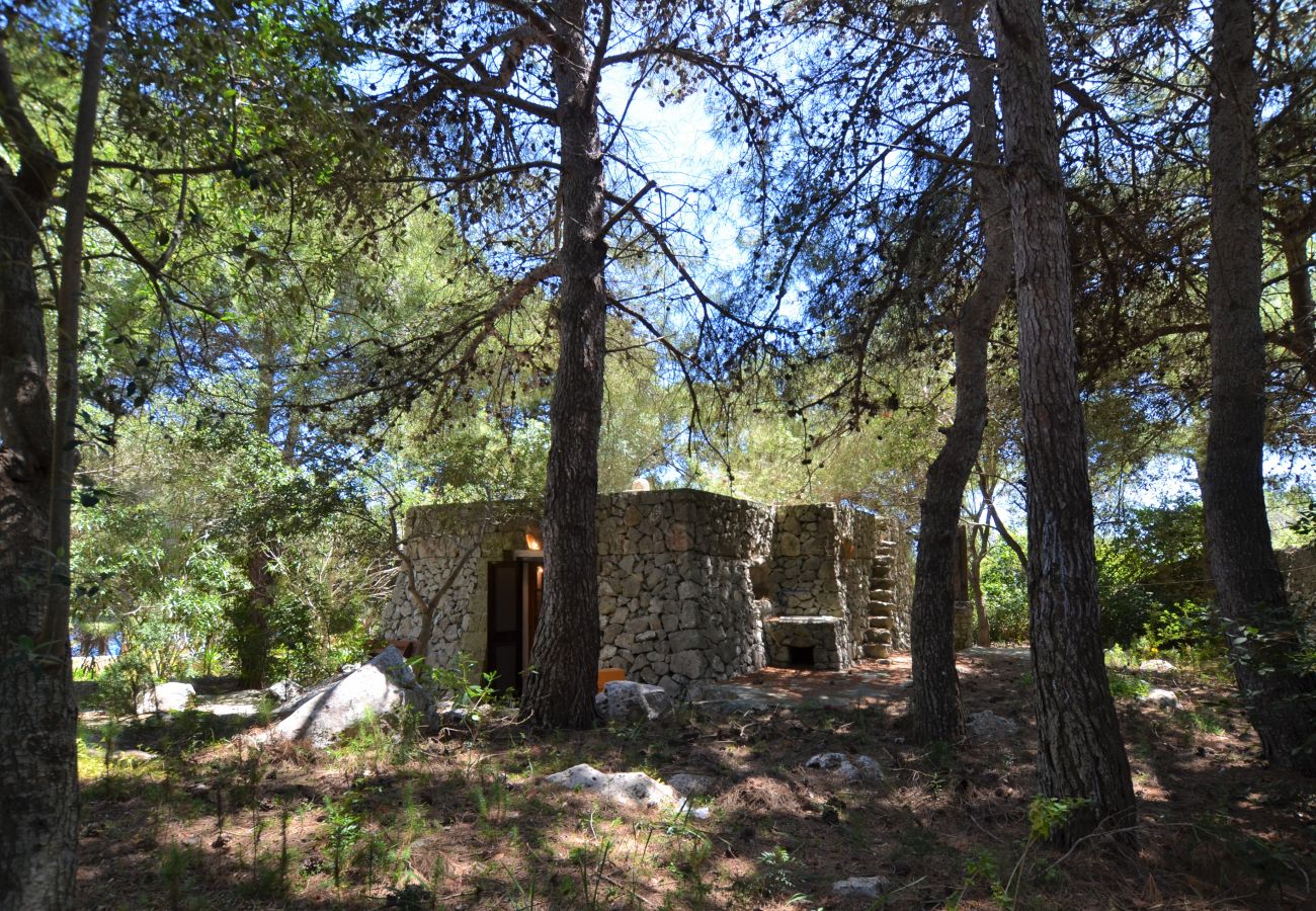 Trullo in Castro - Kleines Trullo mit Meerzugang (Haus E)