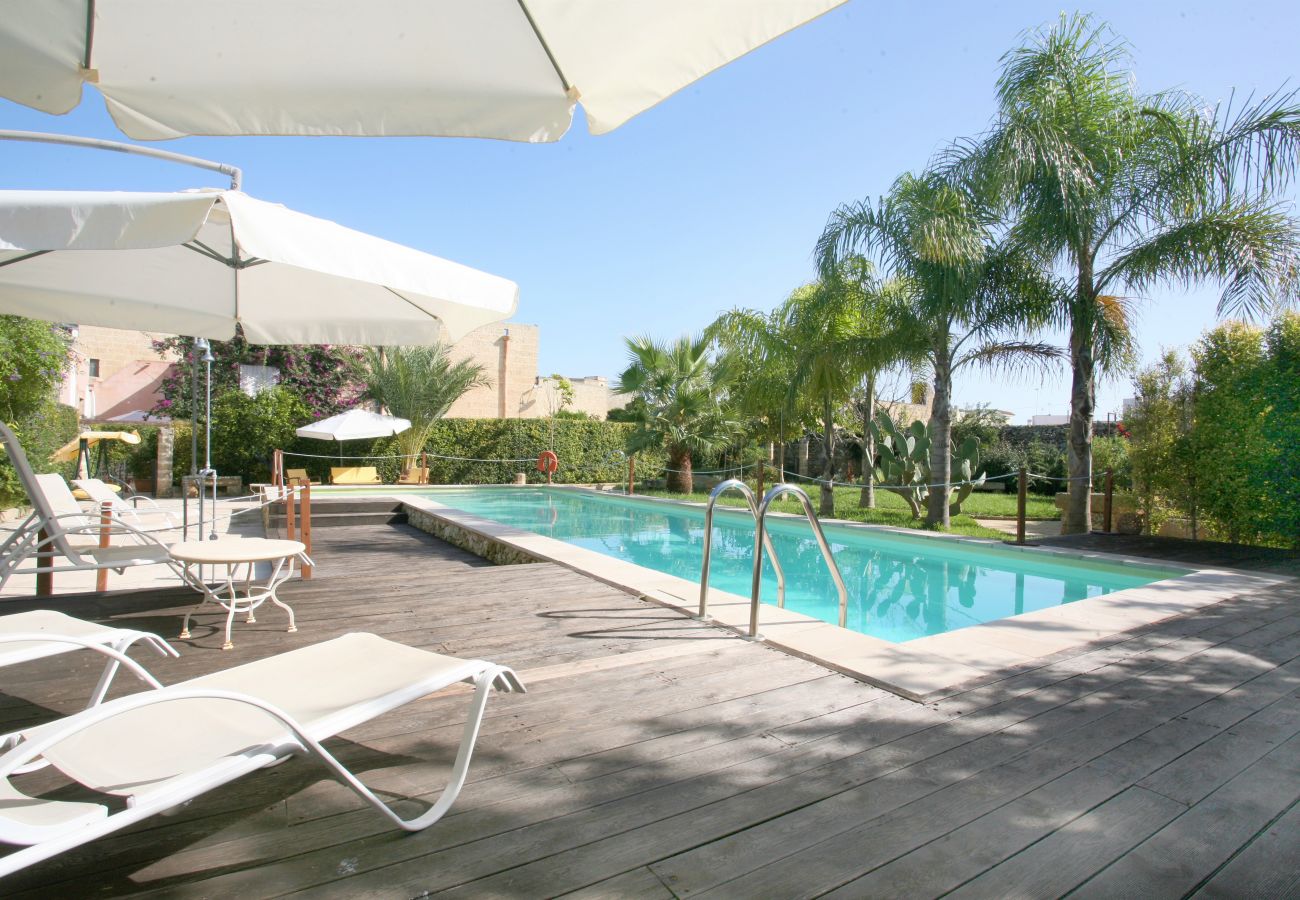 Ferienwohnung in Patù - Hübsches Studio mit Poolzugang und Terrasse (E)