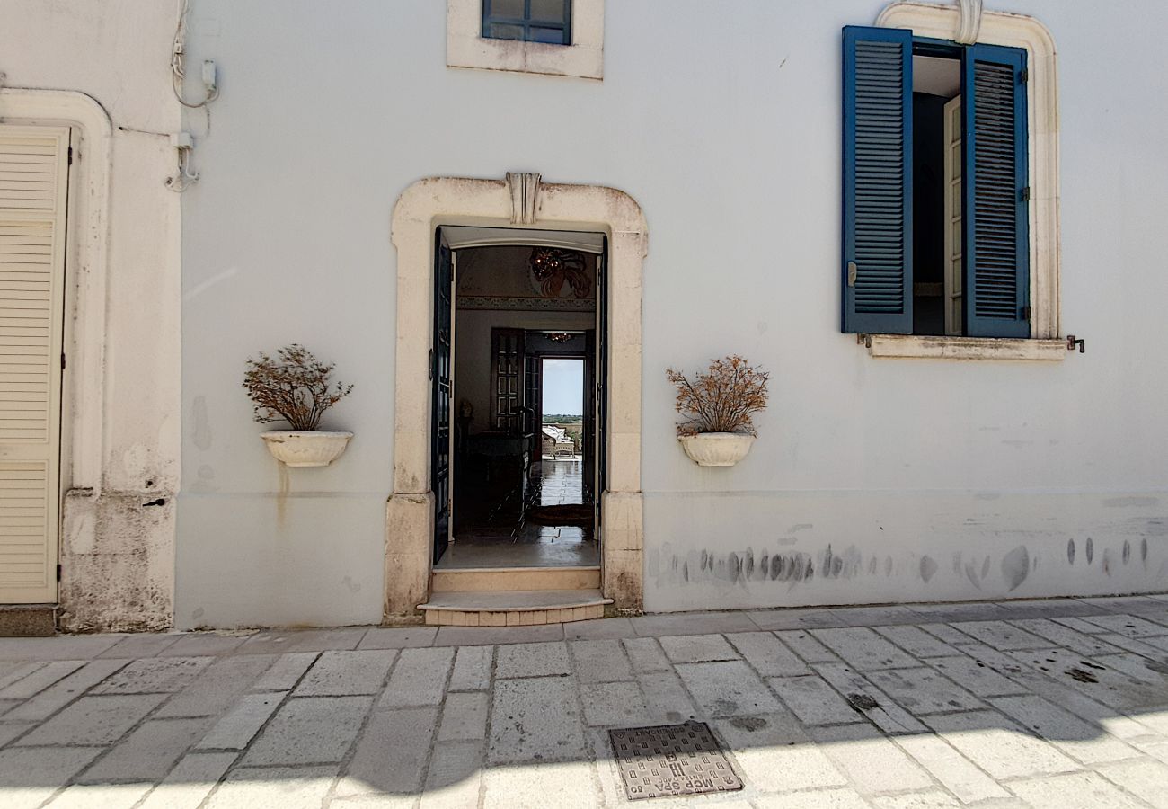 Ferienhaus in Castro - Außenwhirlpool u. Meerblick in der antiken Festung