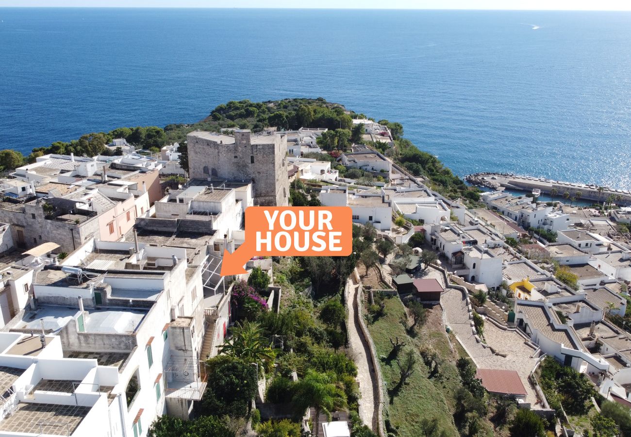 Ferienhaus in Castro - Außenwhirlpool u. Meerblick in der antiken Festung