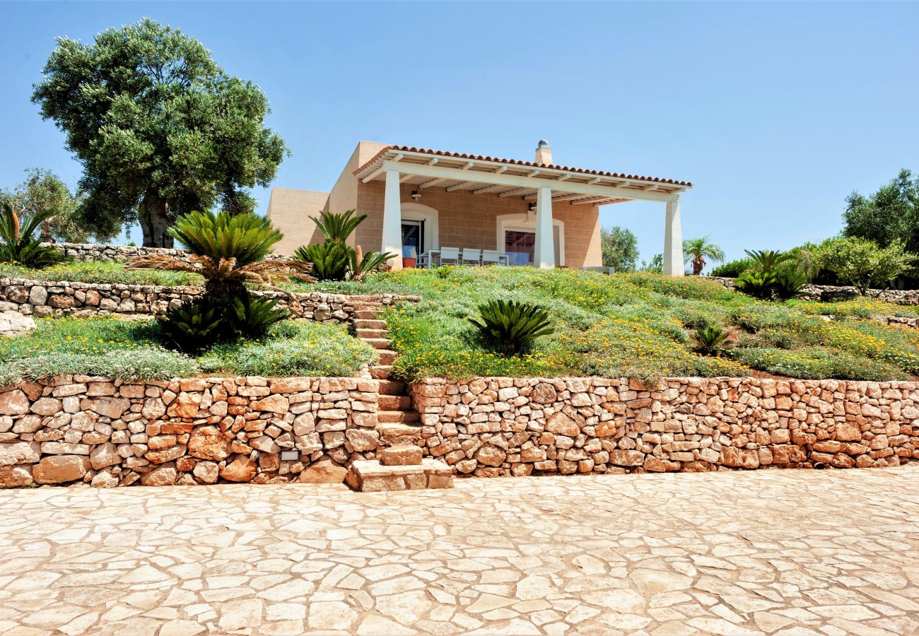 Villa in Pescoluse - Strandvilla mit Meerblick-Whirlpool und Spielplatz