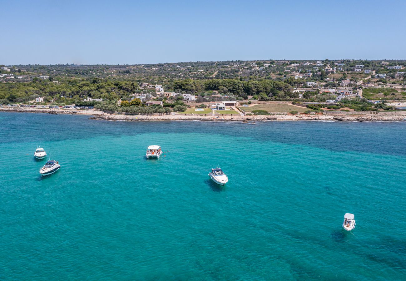 Villa in Marina di Felloniche - Toplage mit Meerzugang, beheiztem Pool, Whirlpool