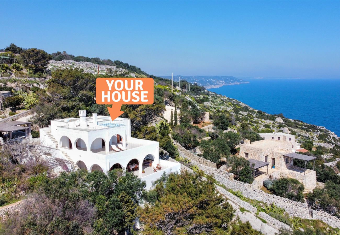 Villa in Leuca - Atemberaubend: Terrassenhaus mit 180°-Meerblick