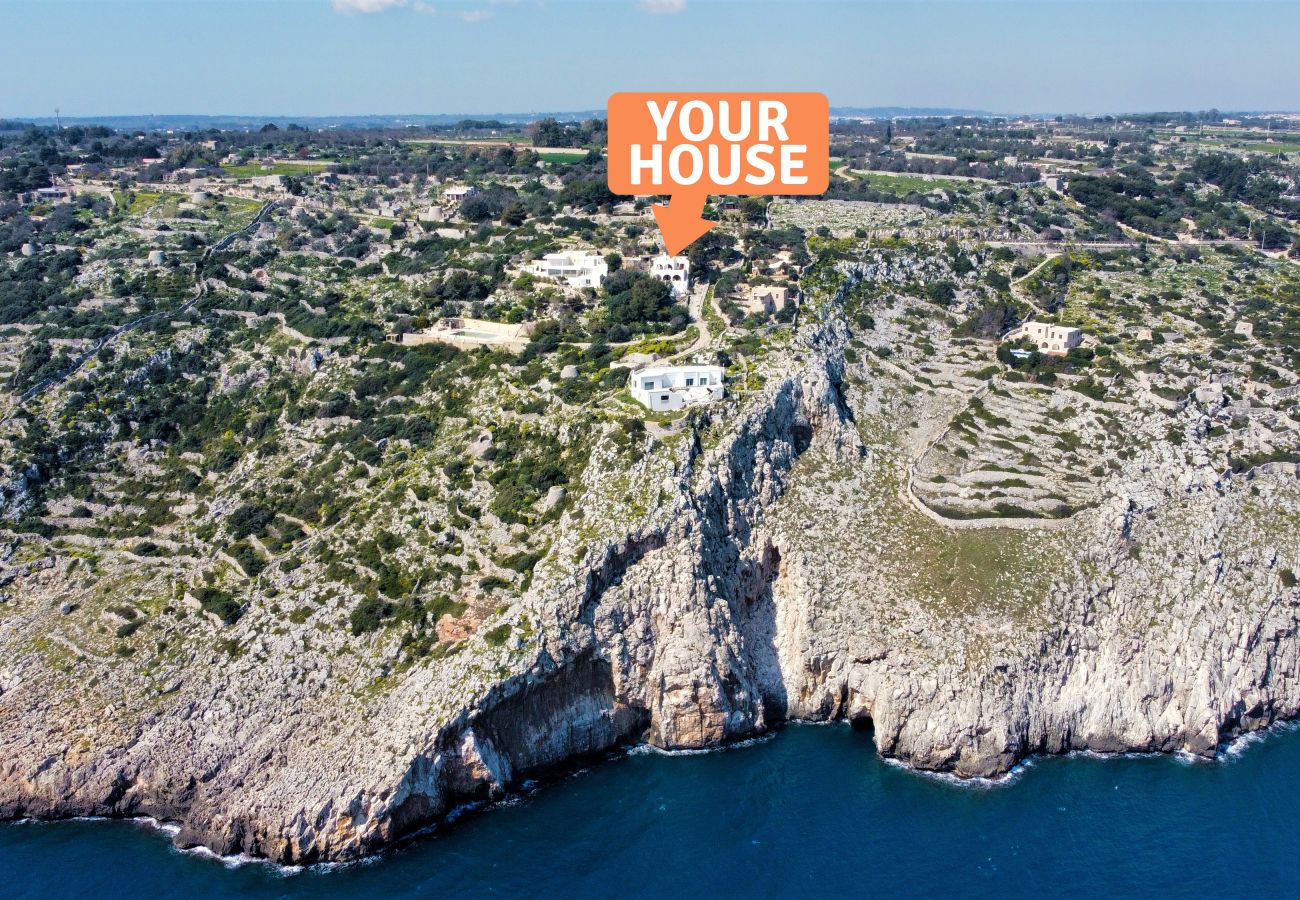 Villa in Leuca - Atemberaubend: Terrassenhaus mit 180°-Meerblick