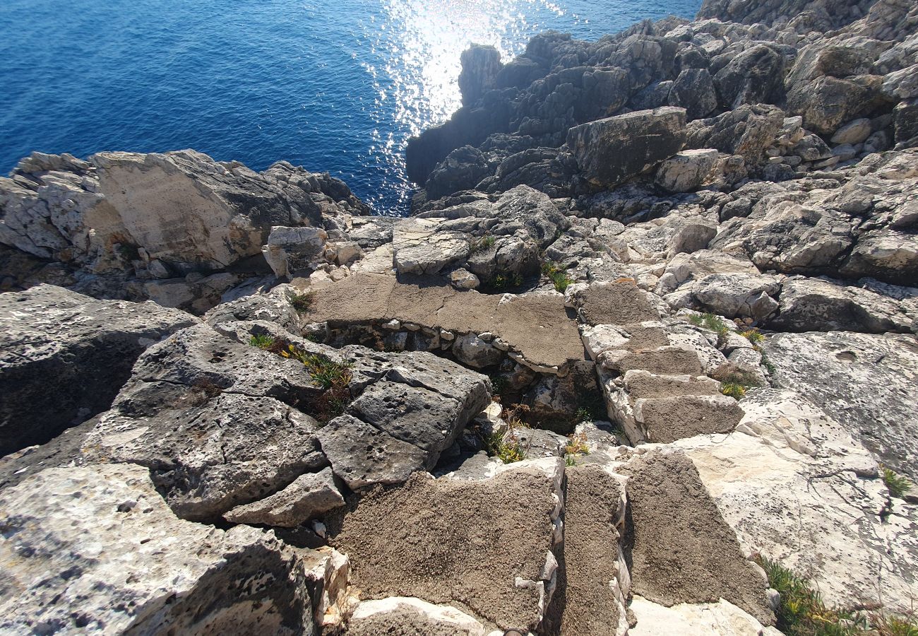 Trullo in Gagliano del Capo - Romantisches Steinhäuschen m. Whirlpool&Meerzugang