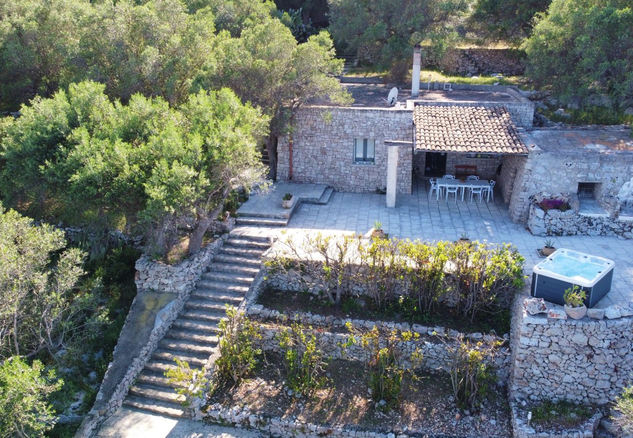 Ferienhaus in Corsano - Ferienhaus mit Meerzugang und beheiztem Außenpool