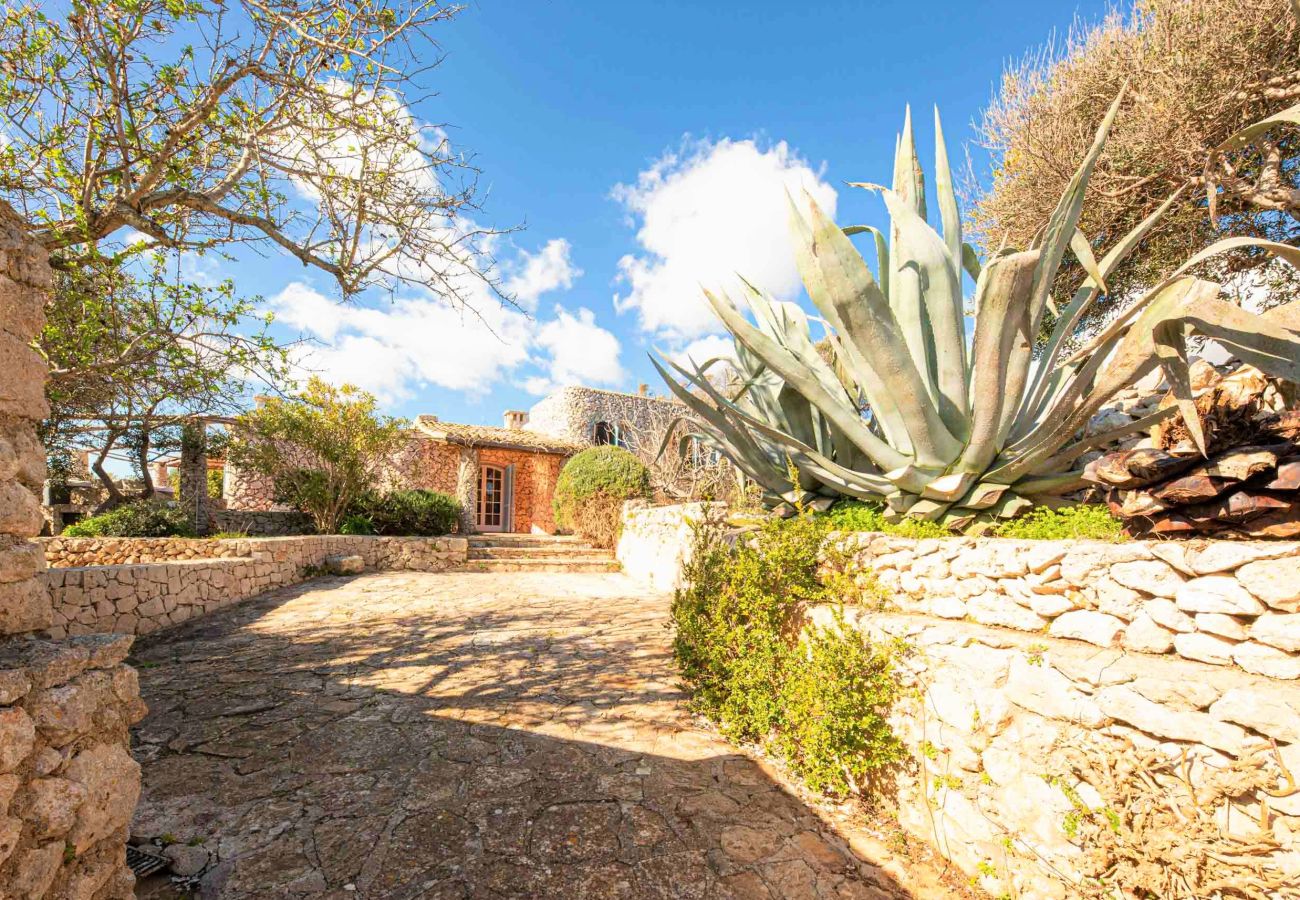 Ferienhaus in Gagliano del Capo - Villa mit beheiztem Außenpool und 180°-Meerblick