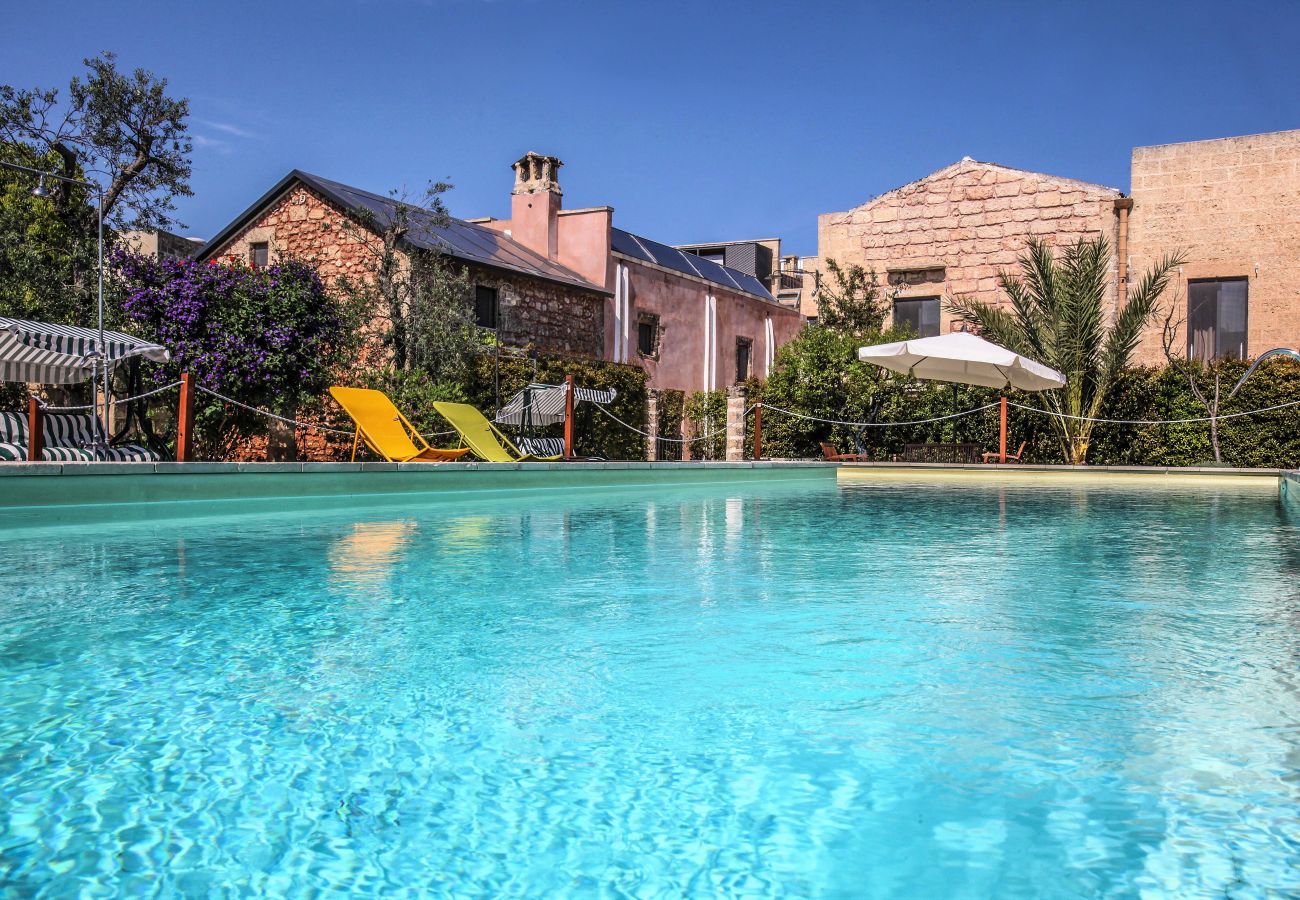 Maison à Patù - Petit bijou avec piscine dans le Salento (D)