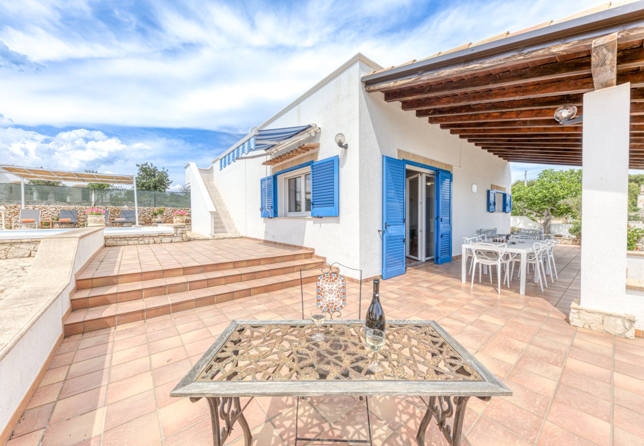 Maison à Pescoluse - Jolie maison avec piscine à 1km de la plage de sable de Pescoluse