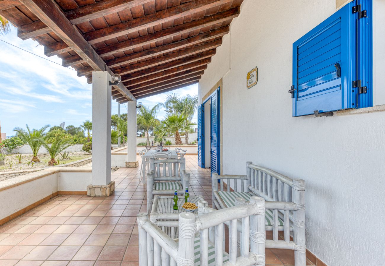 Maison à Pescoluse - Jolie maison avec piscine à 1km de la plage de sable de Pescoluse