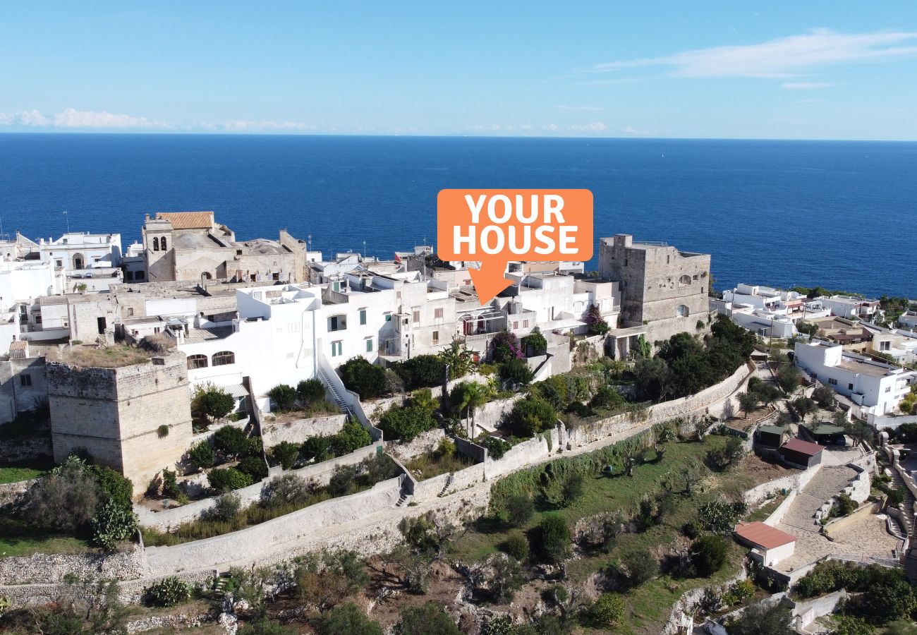 Maison à Castro - Jacuzzi dans la vieille ville avec jardin vue mer