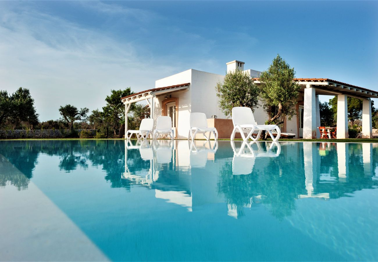 Villa à Pescoluse - Merveilleuse villa avec piscine et grand jardin