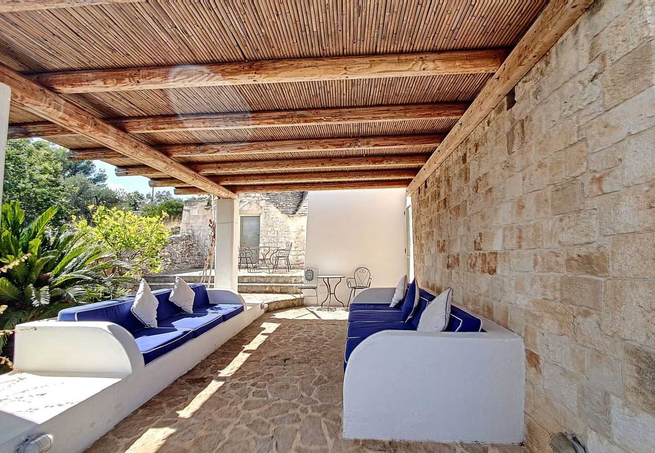 Villa à Cisternino - Superbes trulli de campagne avec piscine privée