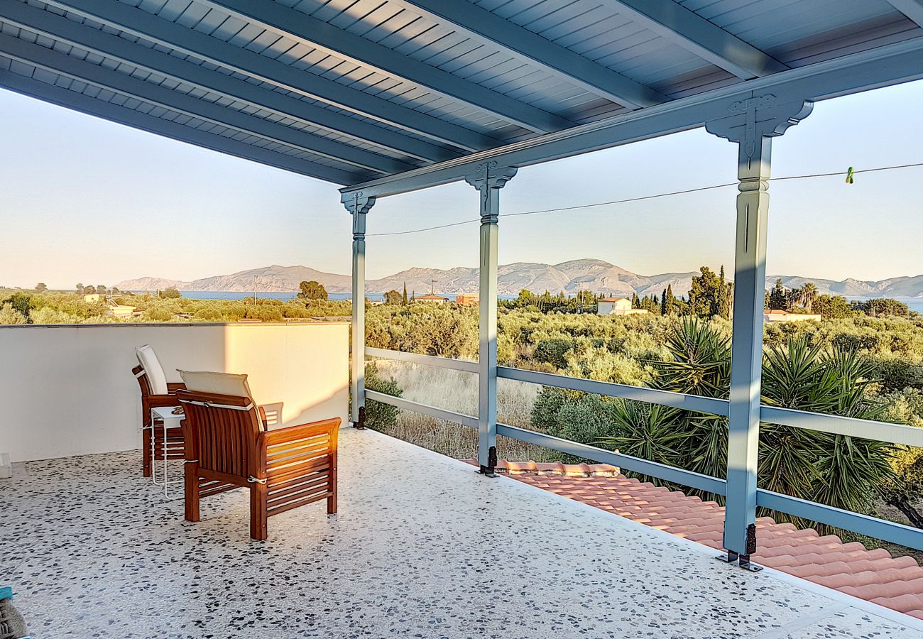 Maison à Ermioni - Beachhouse & jacuzzi, proche de la plage