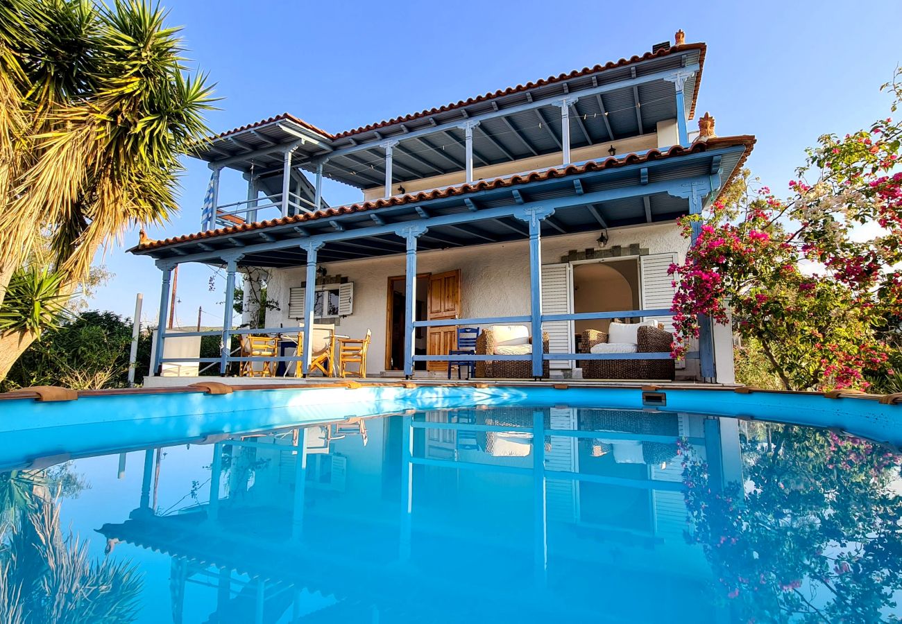 Maison à Ermioni - Beachhouse & jacuzzi, proche de la plage