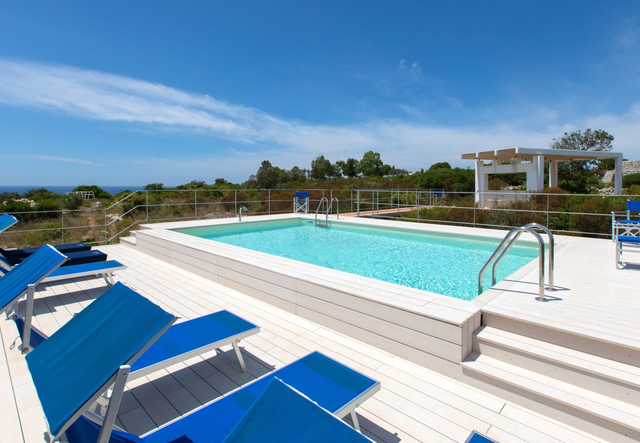 Villa à Torre Pali - Villa panoramique avec piscine proche de la plage