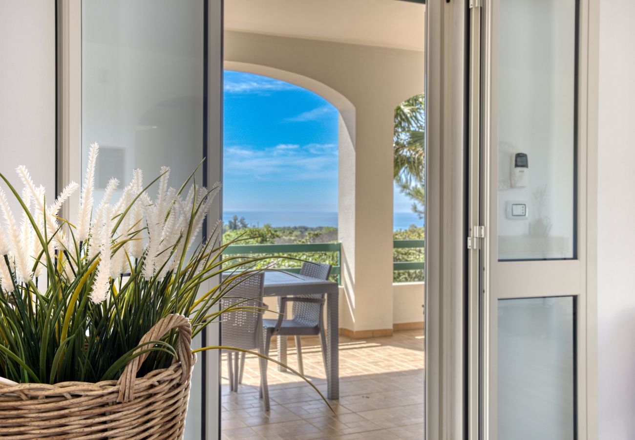 Villa à Pescoluse - Maison de campagne au calme avec vue mer et jardin