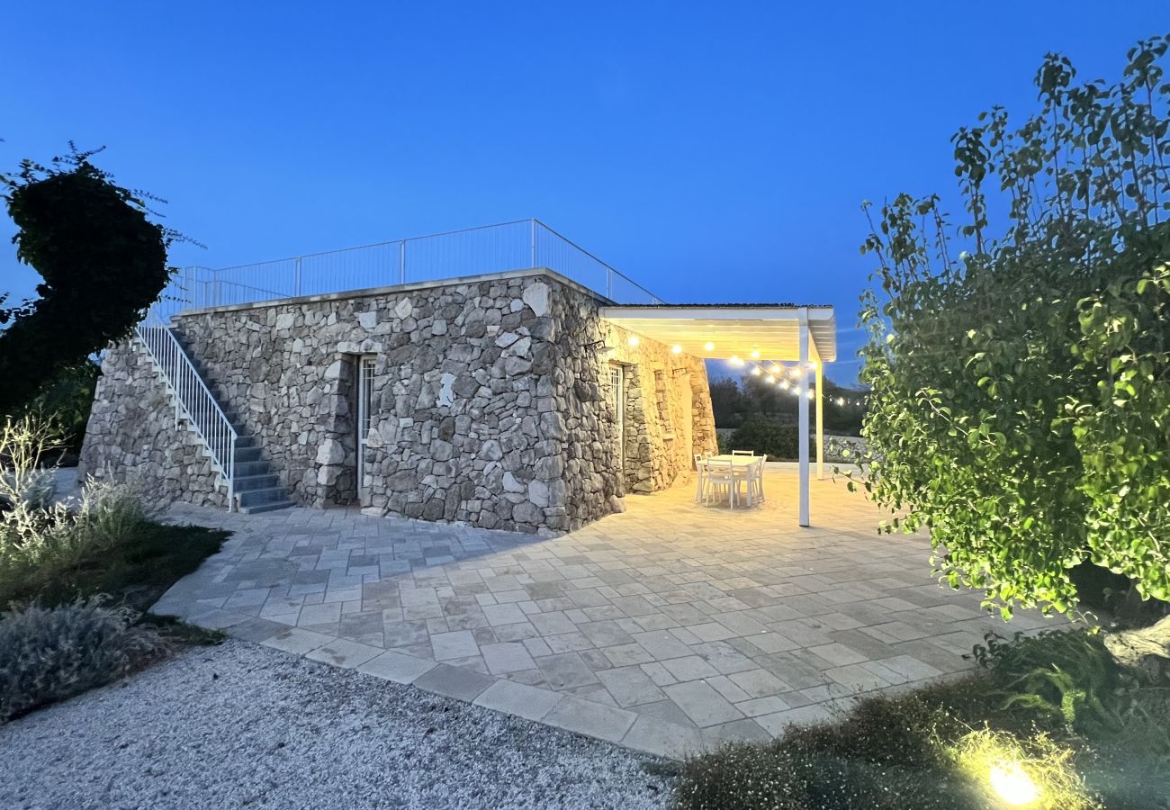 Villa à Pescoluse - Maisons en pierre avec piscine infinity e vue mer