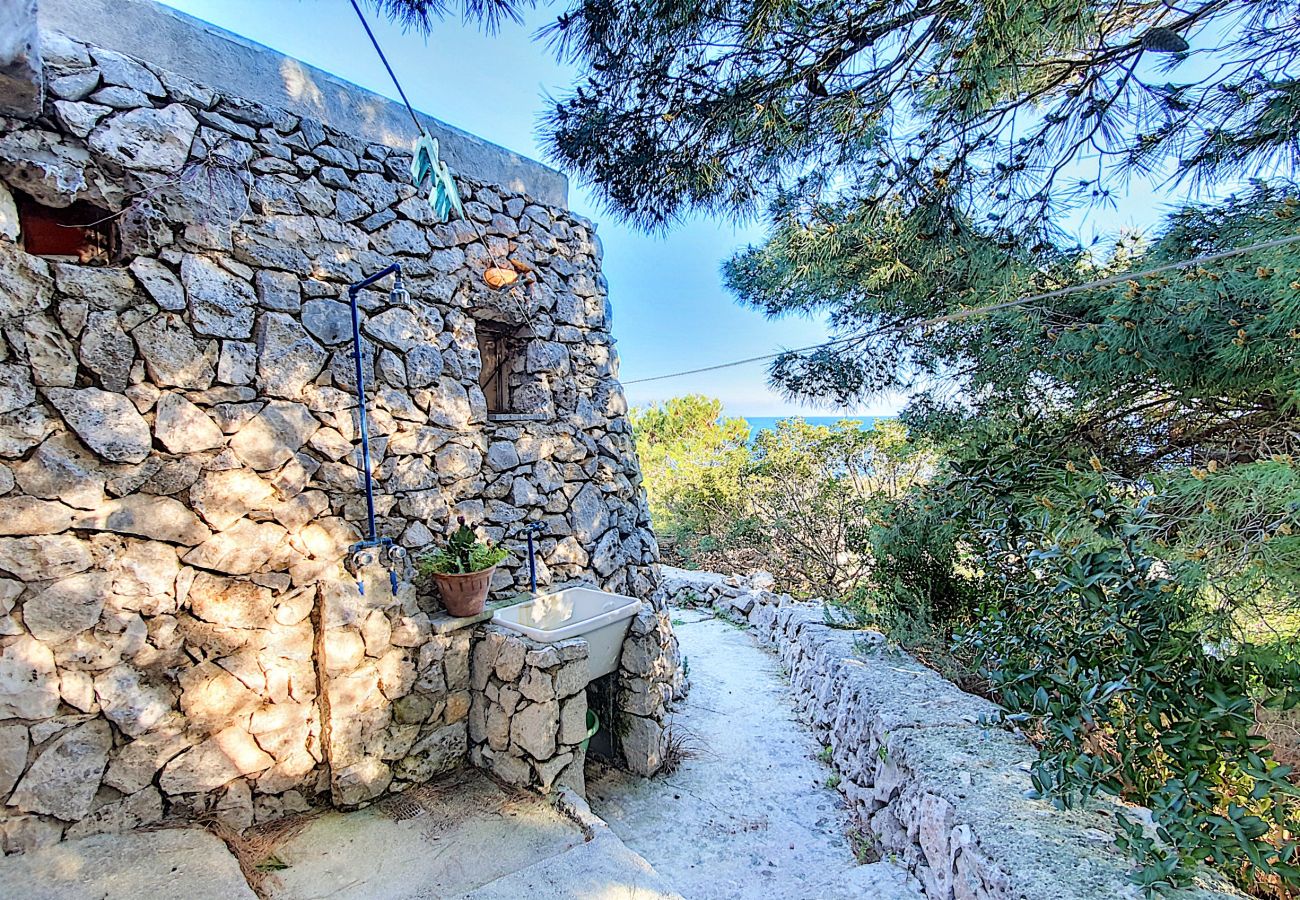 Trullo à Castro - Trullo en pierre avec accès mer privé (maison F)