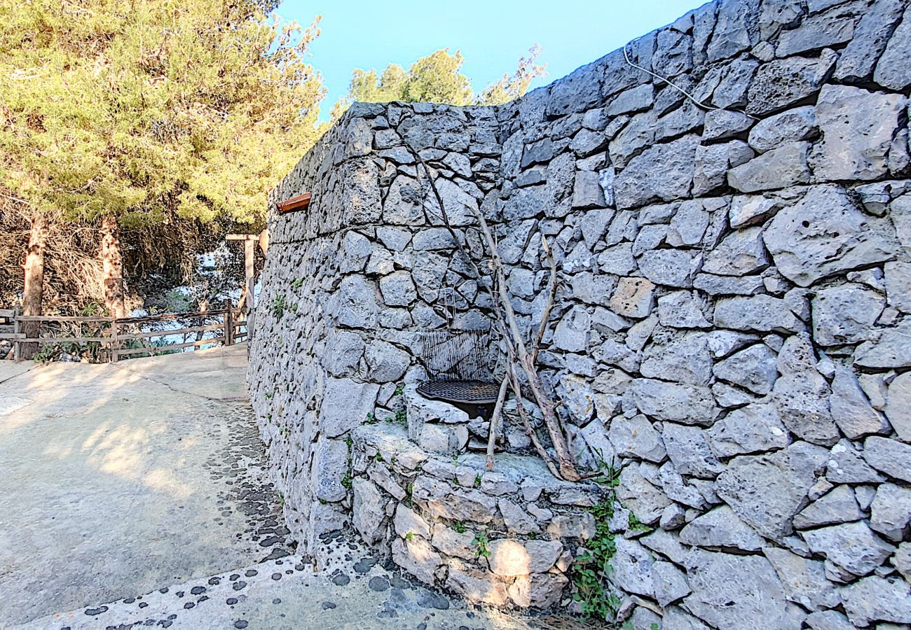 Trullo à Castro - Trullo en pierre avec accès mer privé (maison F)