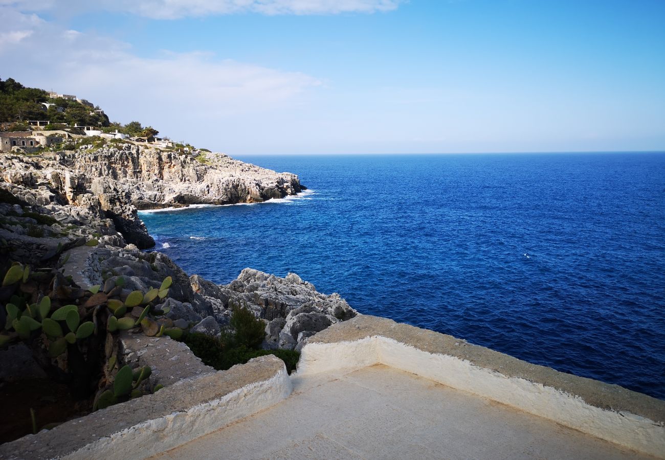 Trullo a Gagliano del Capo - Casetta in pietra sul mare con jacuzzi riscaldata